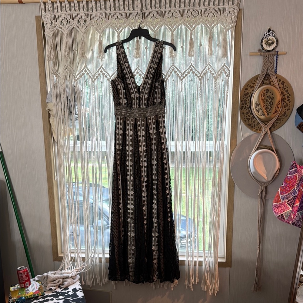 bebe Black and gold Patterned Maxi Dress